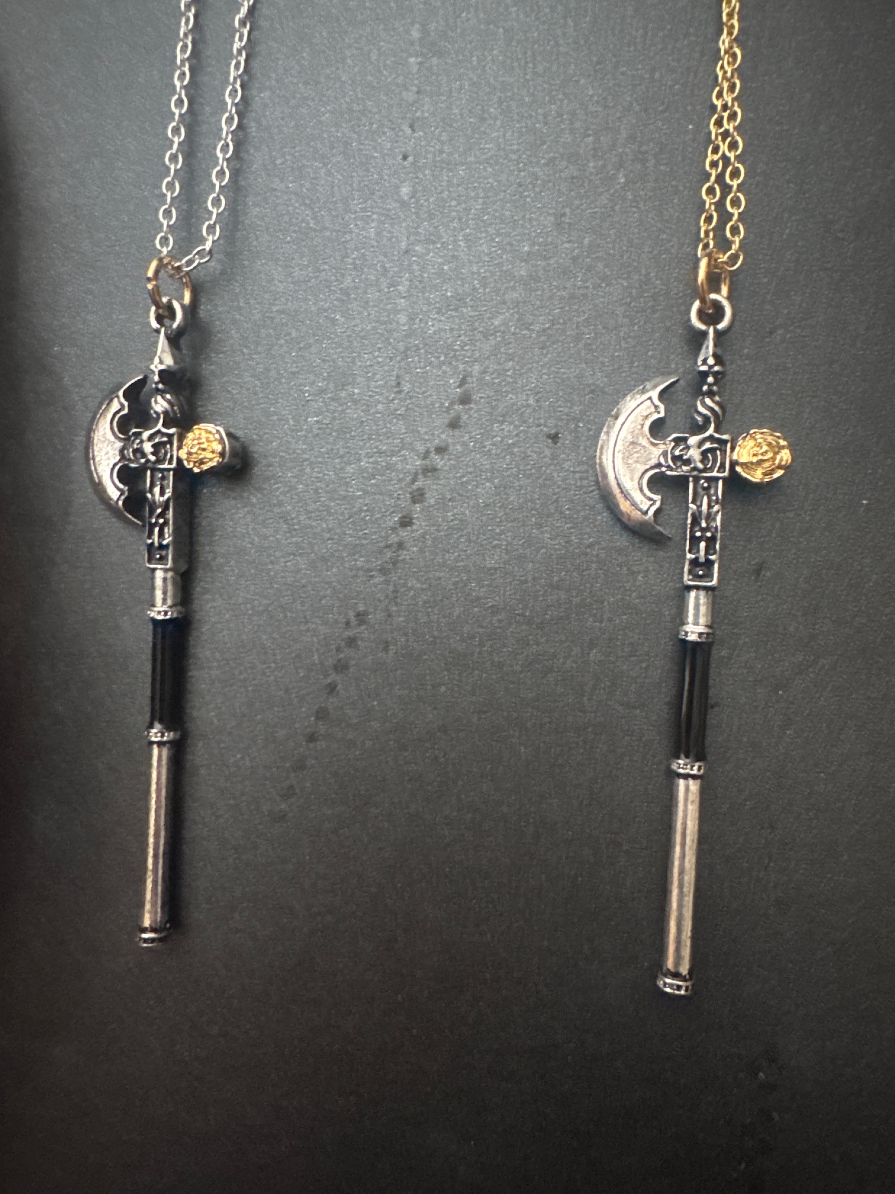 Deadly Elegance Necklace